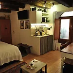 Casa Messi アパート ピティリアーノ